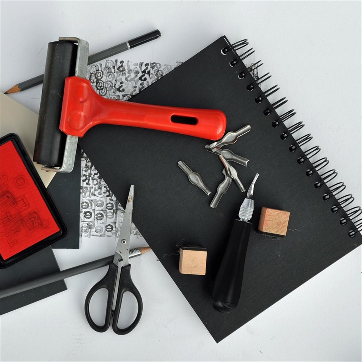 مجموعتان من أدوات نحت Linoleum - مراجعة Linocut Carving Tool وسعره