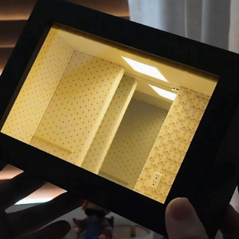 مرآة إبداعية بتصميم الهاوية ال - مراجعة Art Craft Mirror وسعره